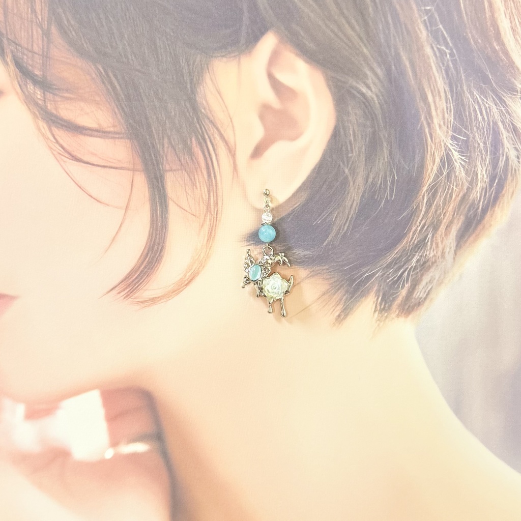 1789蝶と薔薇、月のピアス