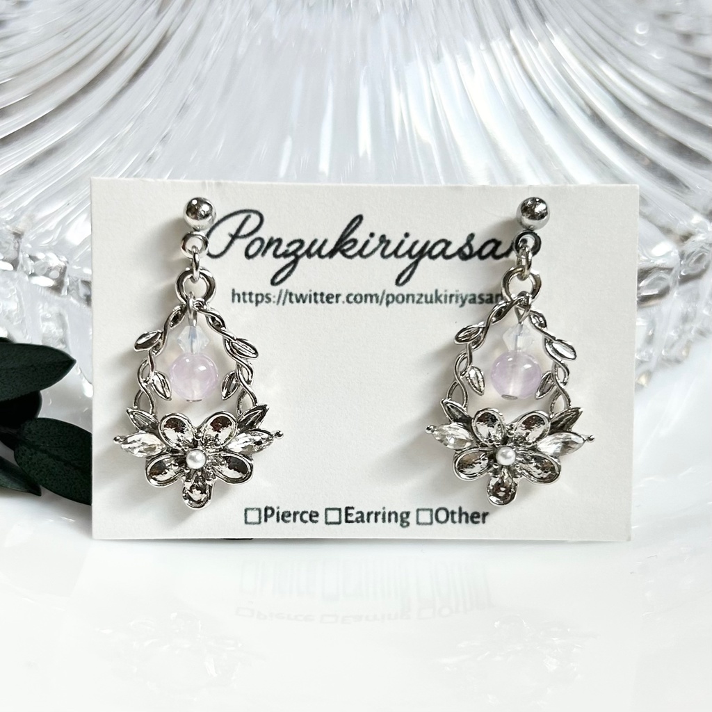 1799春のリースと天然石のピアス