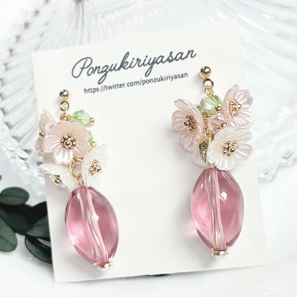 1810満開!さくらピアス