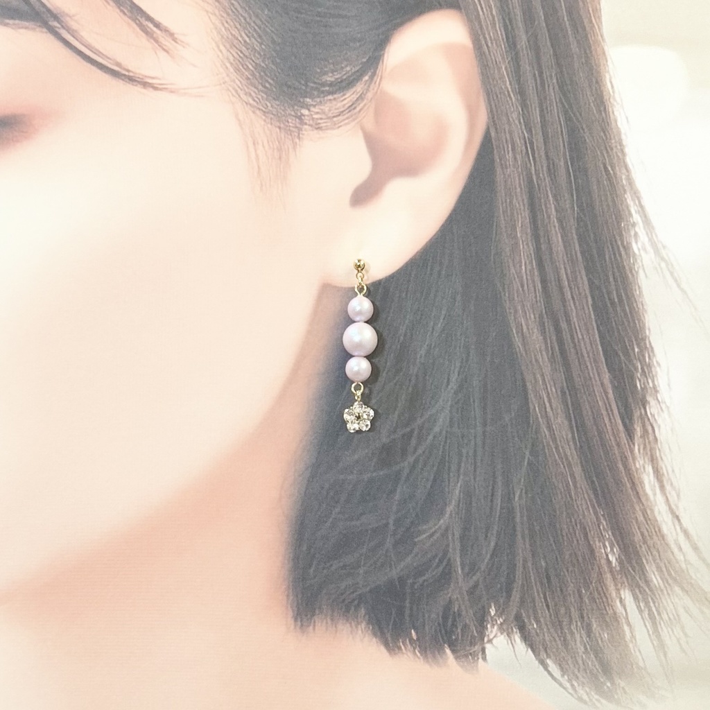 1811桜色パールとビジューのピアス