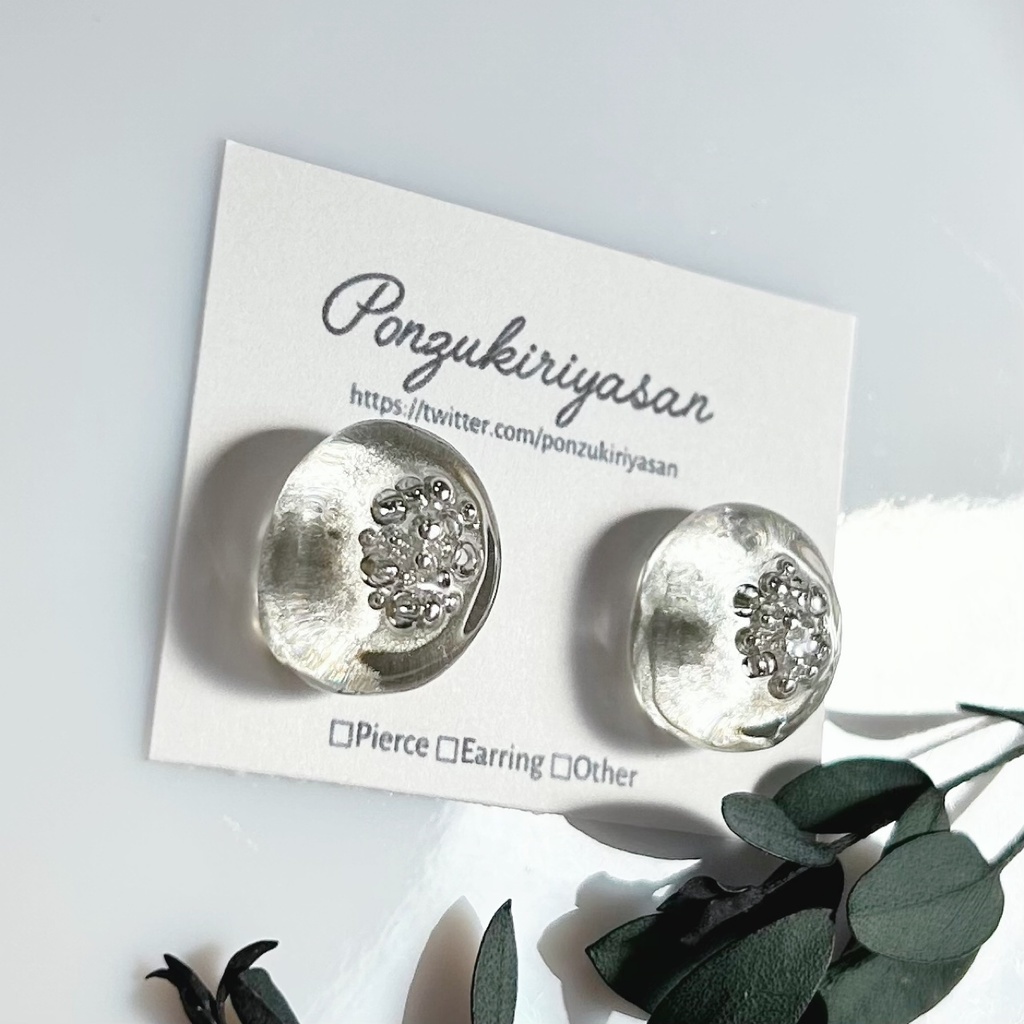 1817大人のレジンピアス