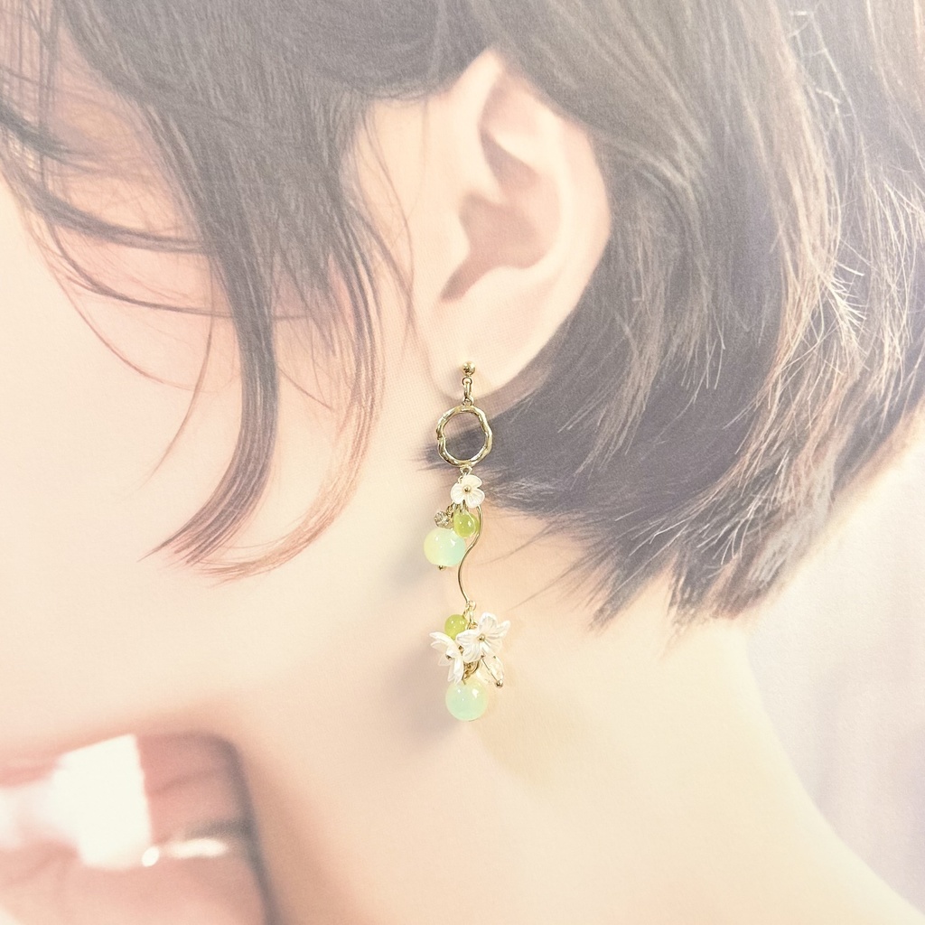 1822春のフラワーガーデンピアス