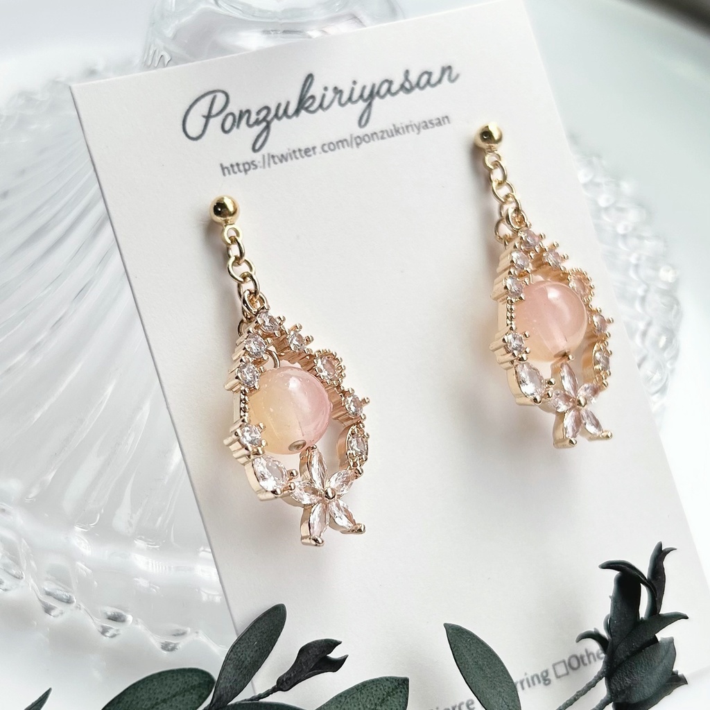 1829爽やかグラデビーズとジルコニアリースの耳飾り