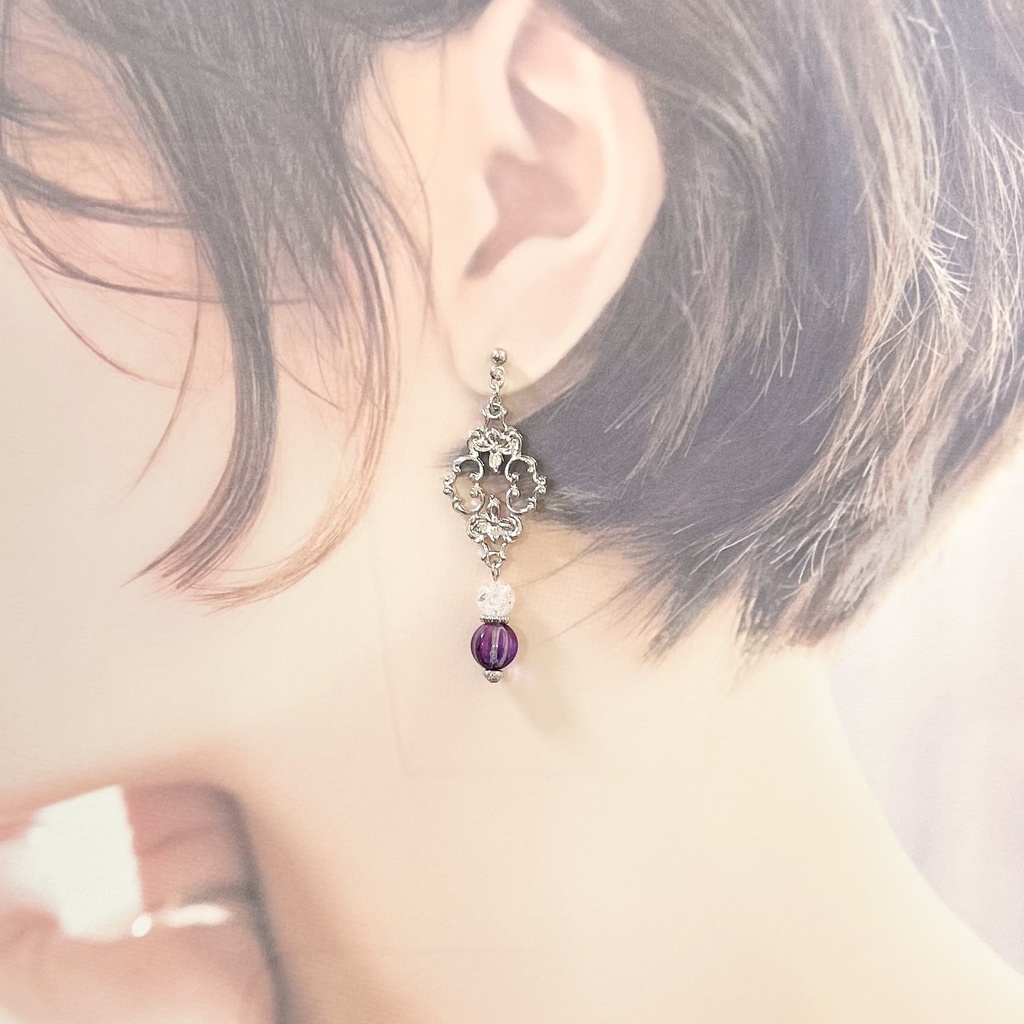 1833大人のお花モチーフピアス(クオーツ使用)