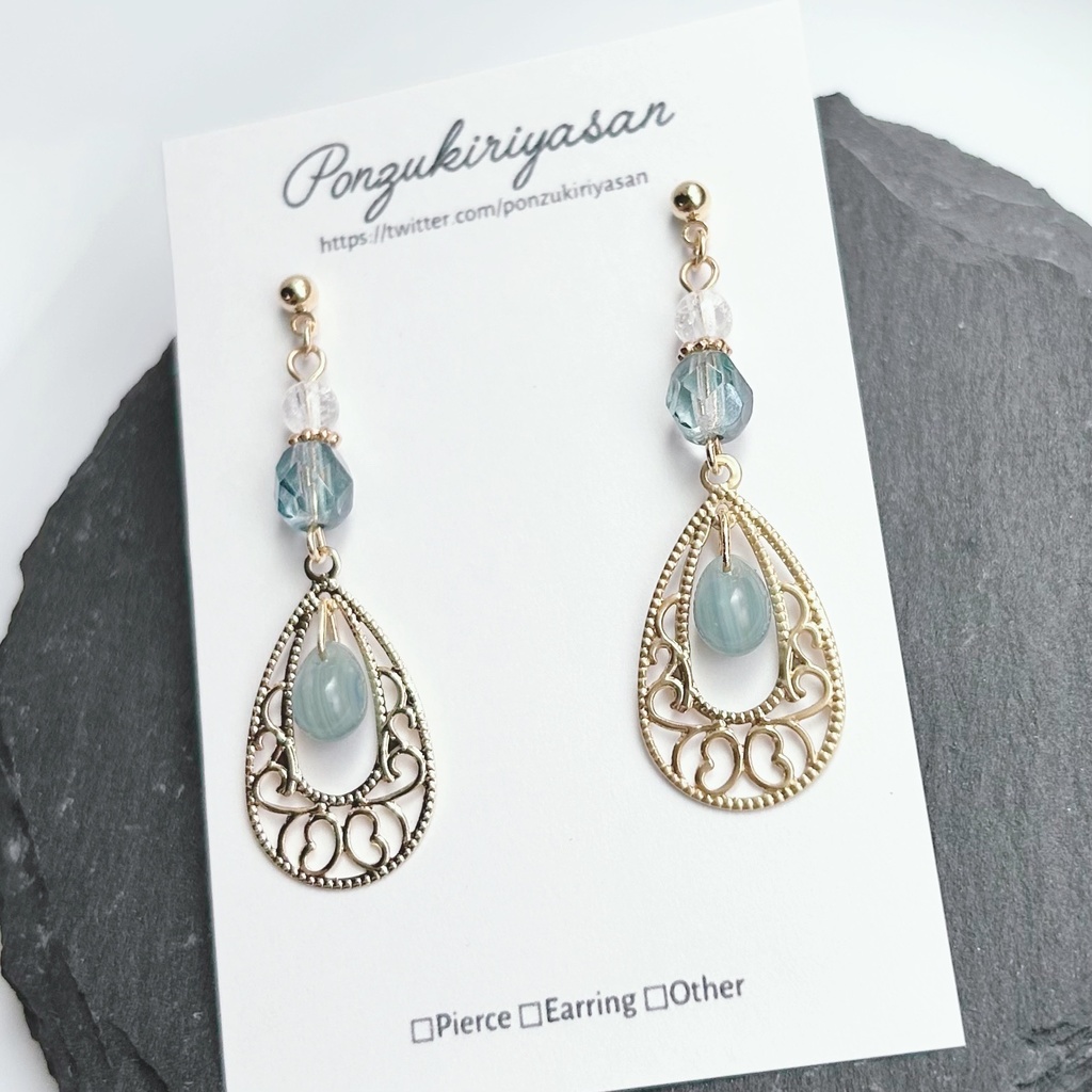 1834碧のアジアンな耳飾り