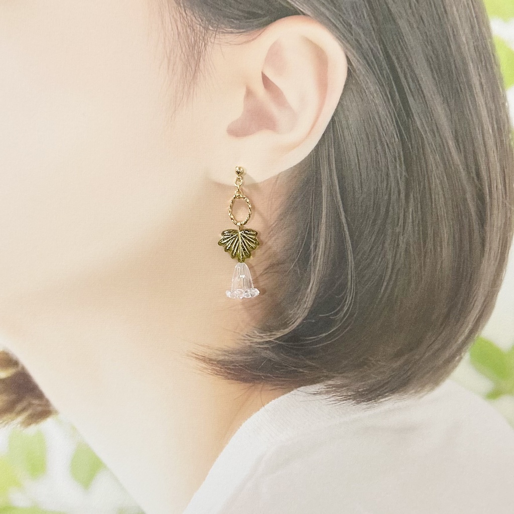 1877夏のボタニカルピアス