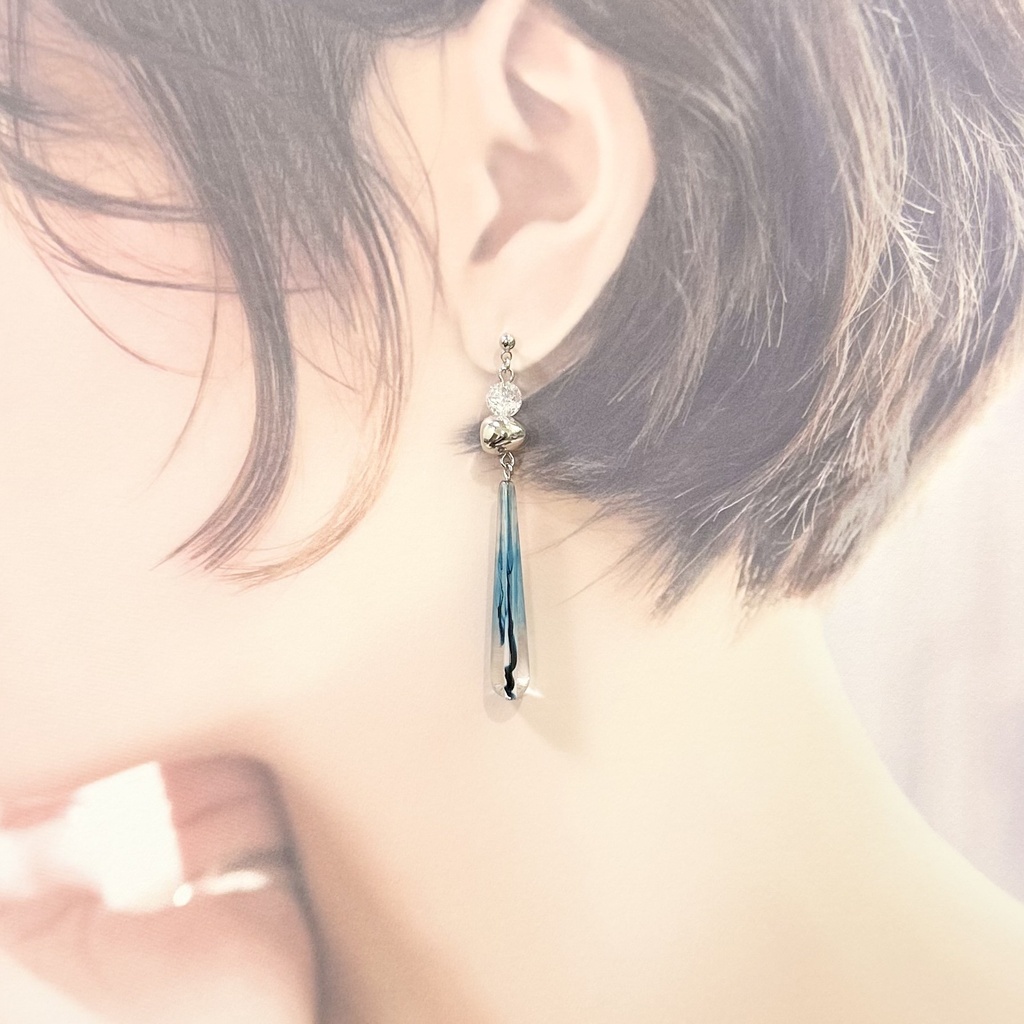 1881碧のロングドロップピアス