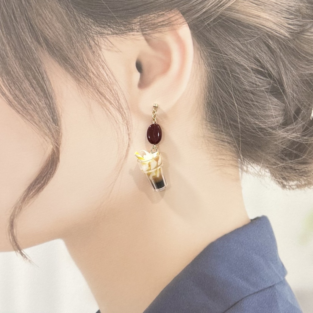 1891コーヒーフロートピアス