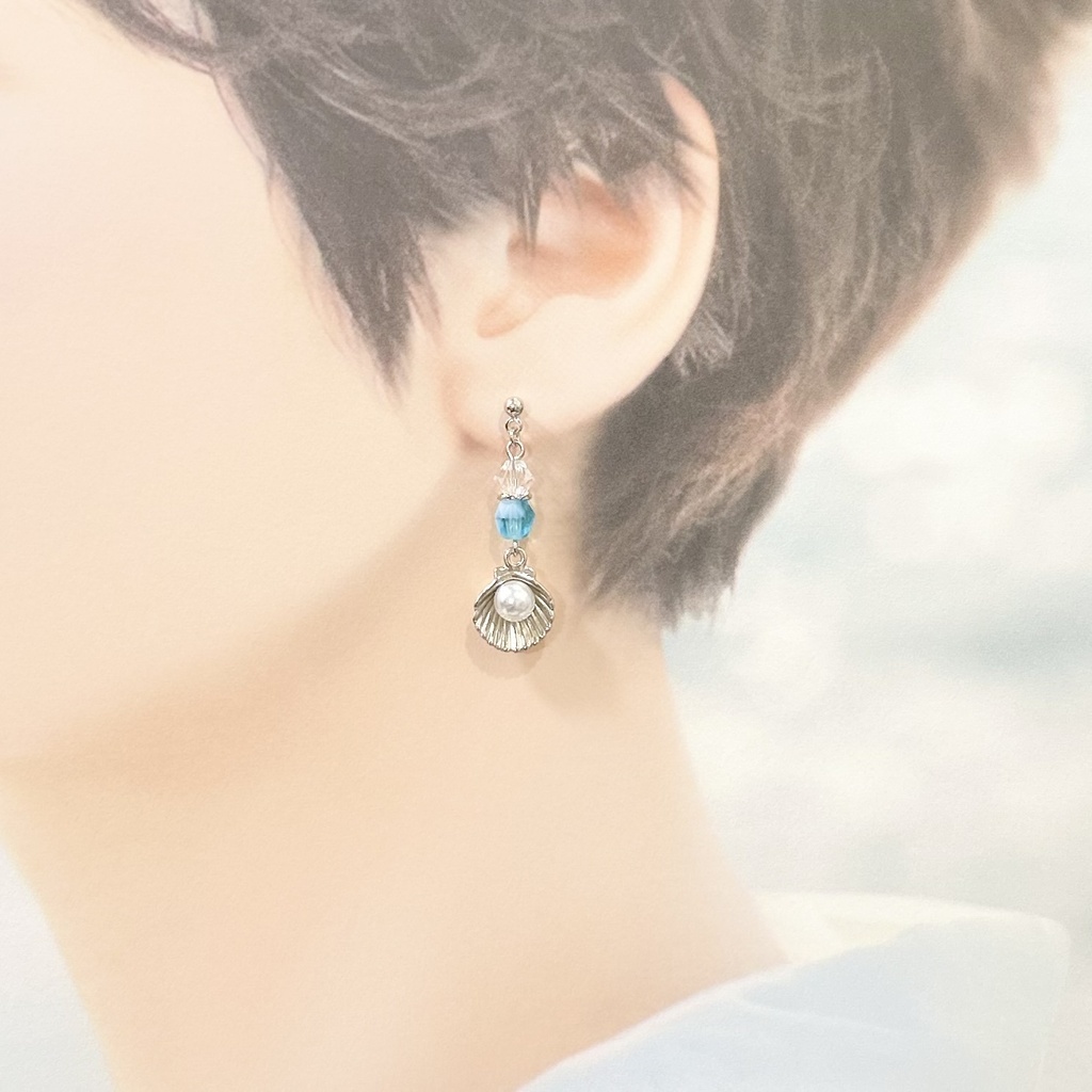 1894マリンブルーシェルピアス