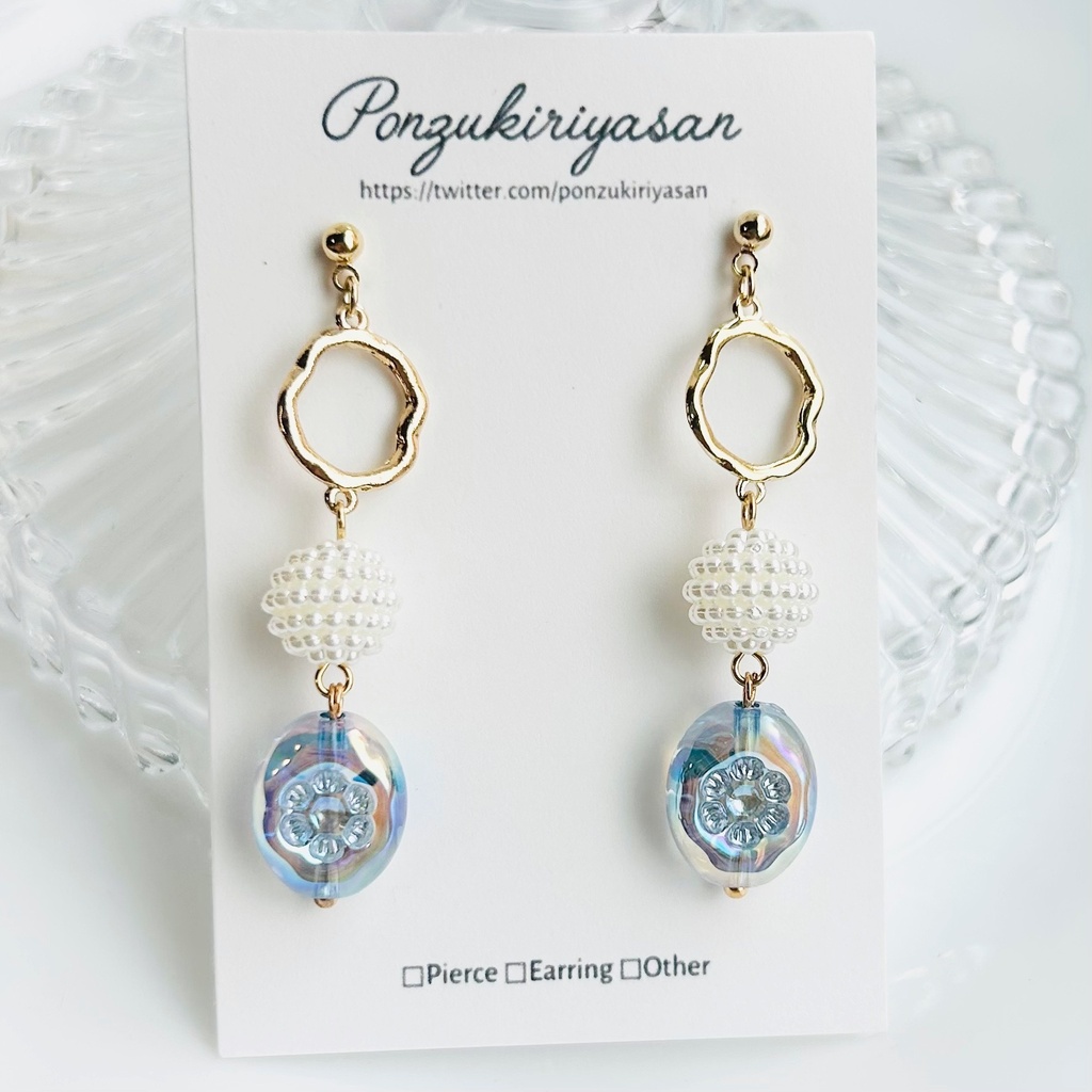 1898爽やか夏カラーのアクリルピアス