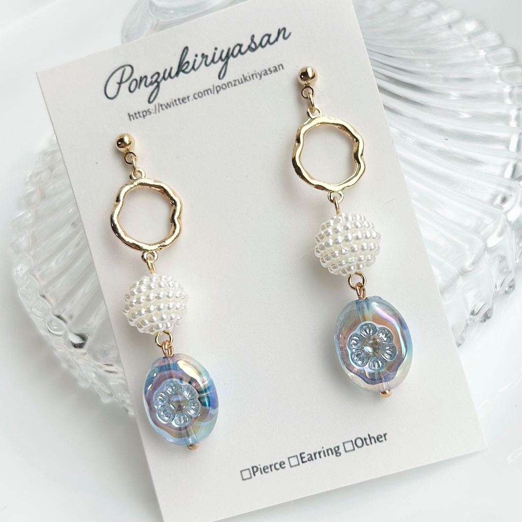 1898爽やか夏カラーのアクリルピアス