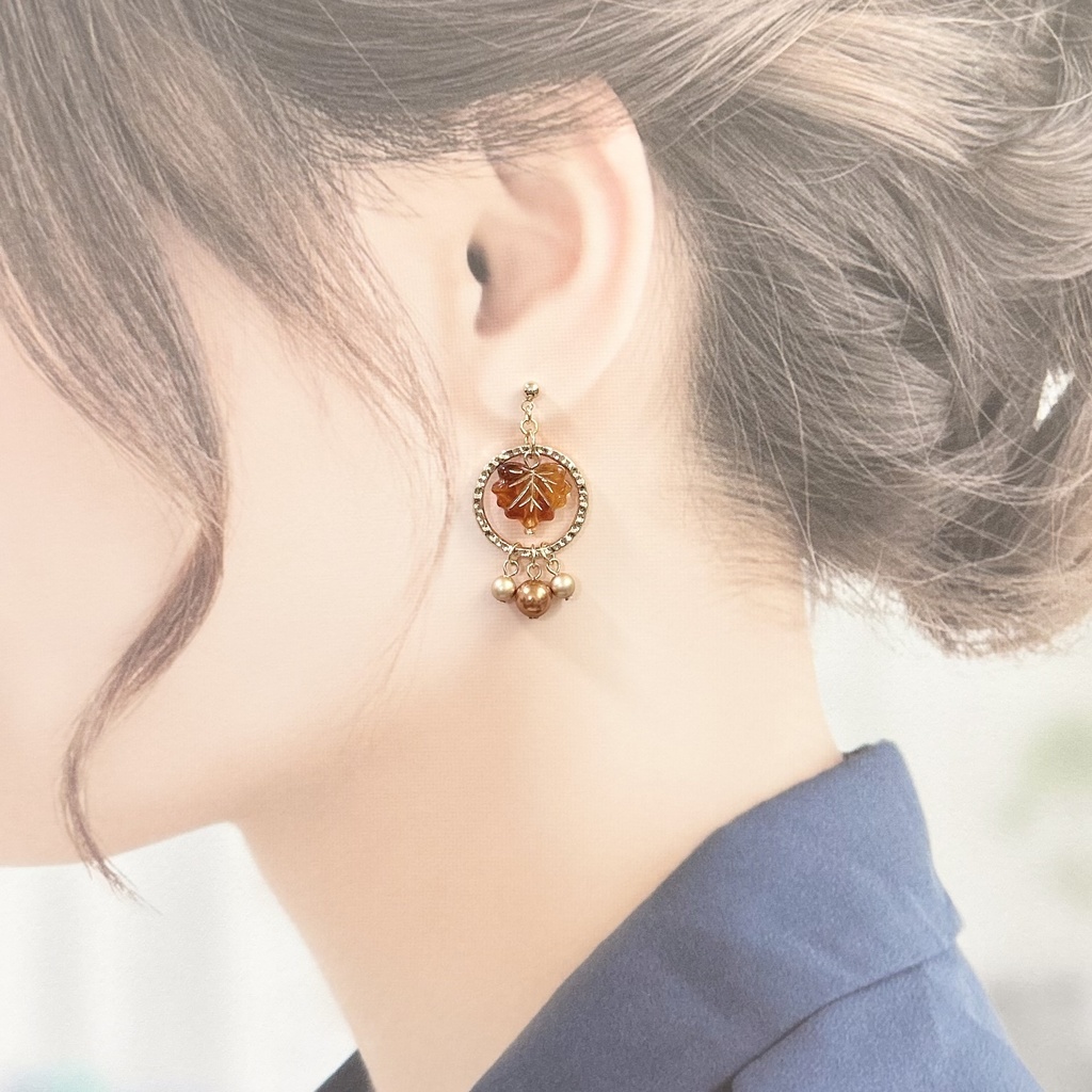 1918秋のアシンメトリーピアス