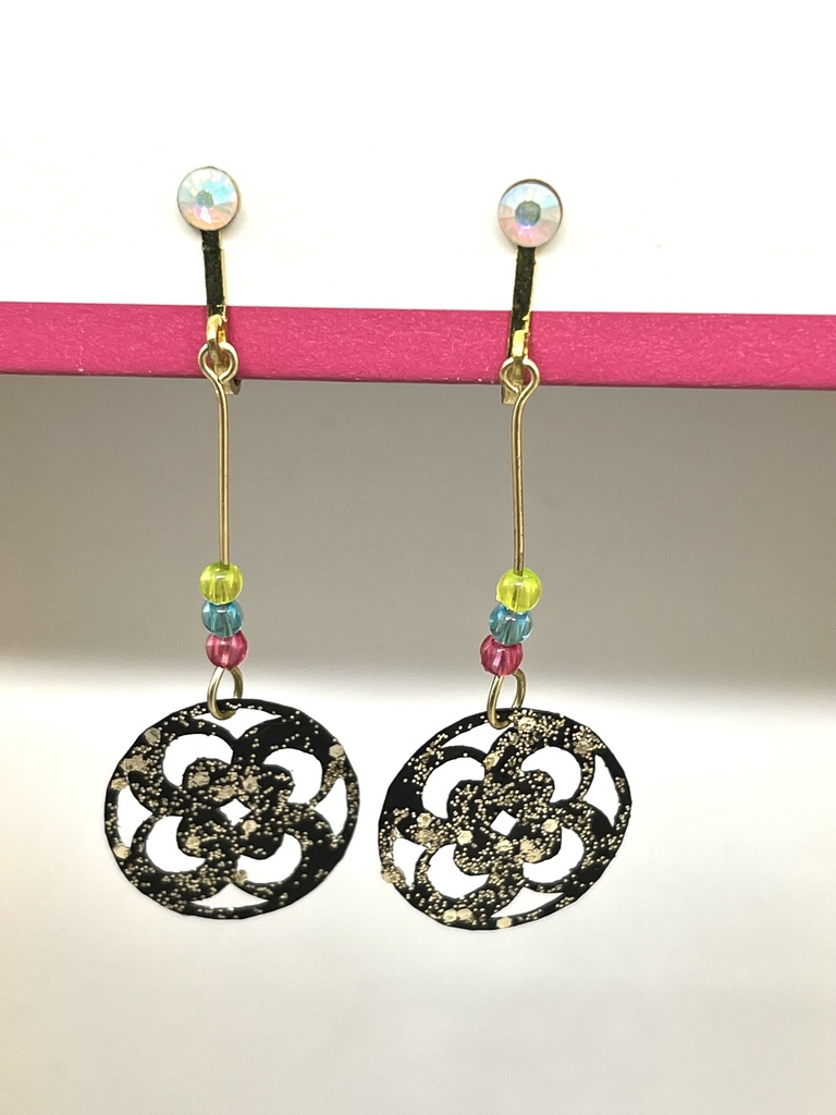 切り絵紋イヤリング