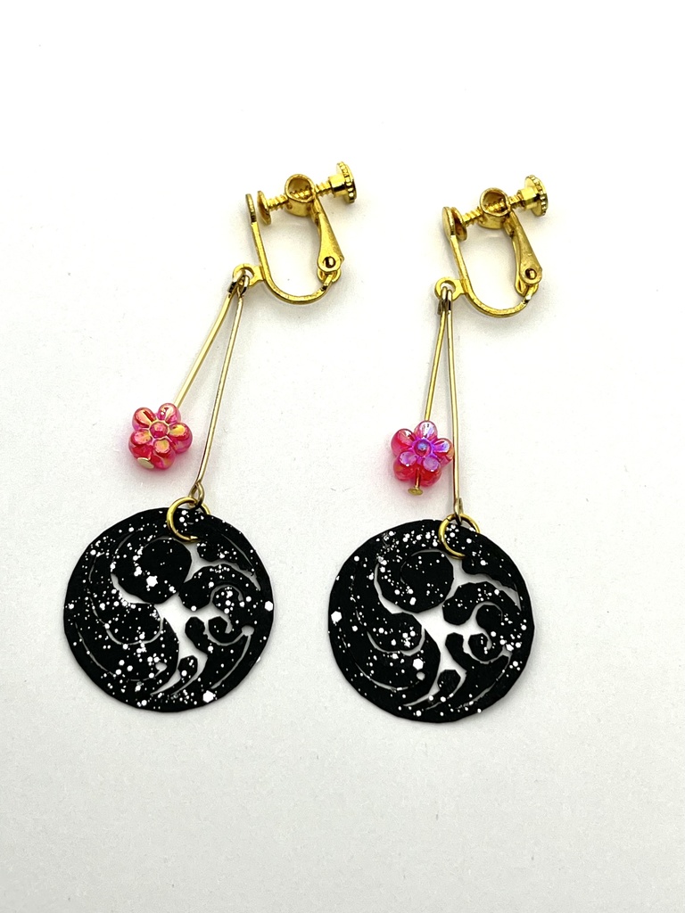 切り絵紋イヤリング