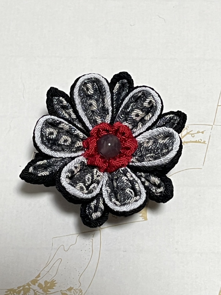 刀剣男士のイメージコサージュ