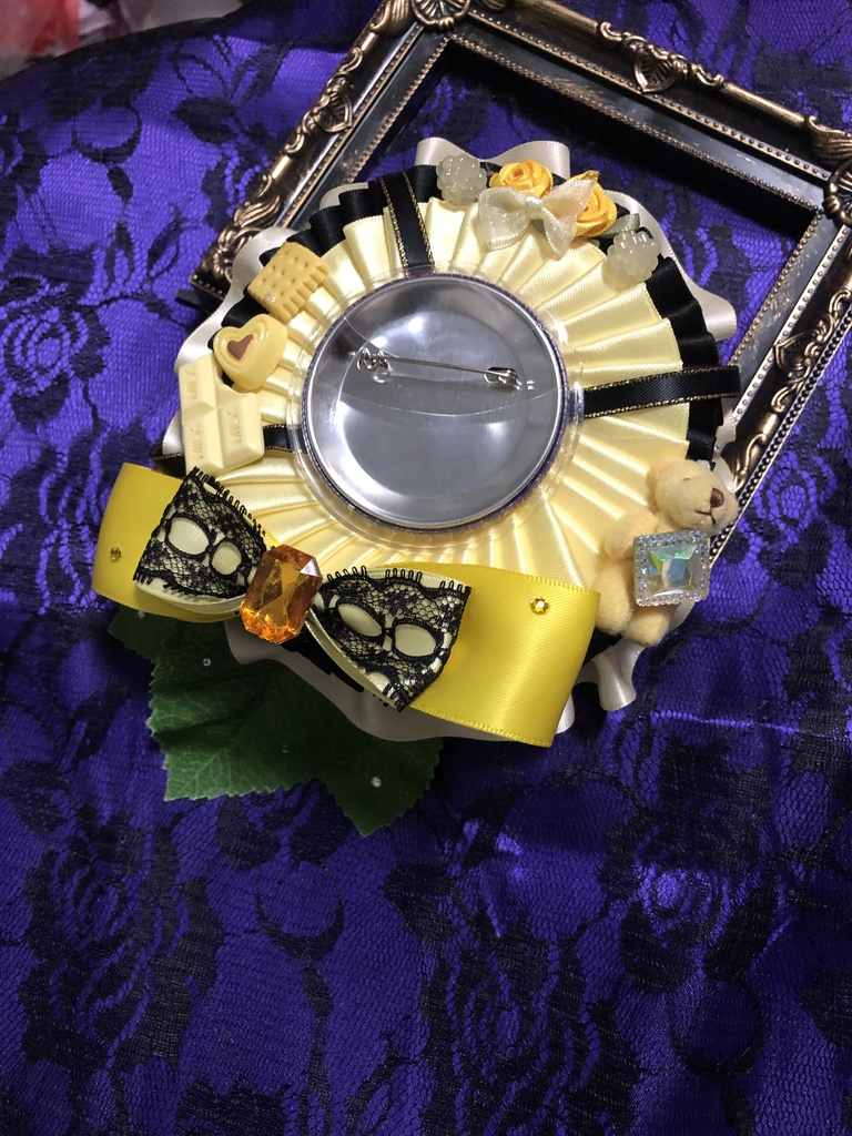 毒華ロゼット　黄