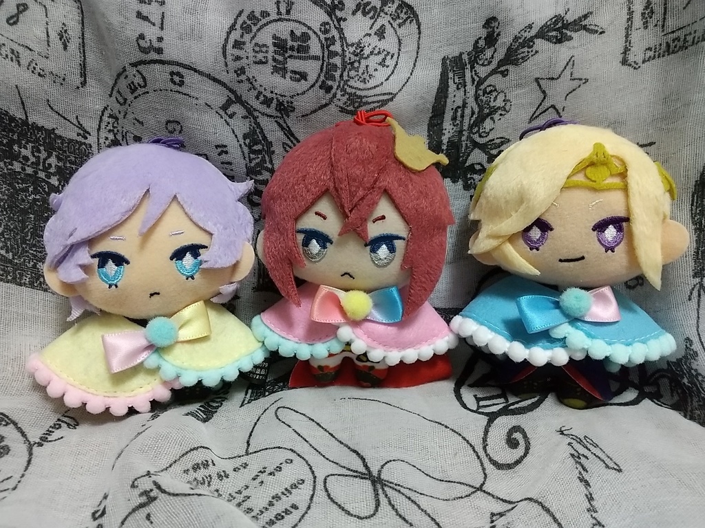 Sサイズ ポンポンリボンケープ