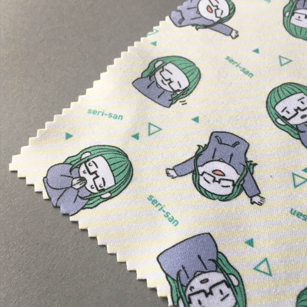 seriさんのメガネ拭き