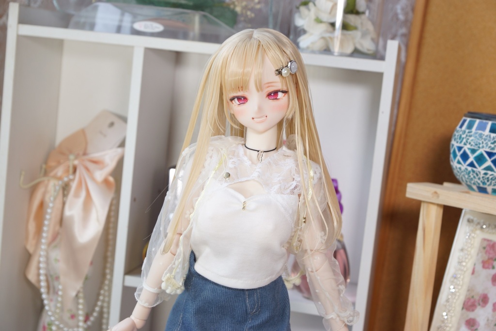 コーデュロイスカートとシースルーパーカーの普段着セット