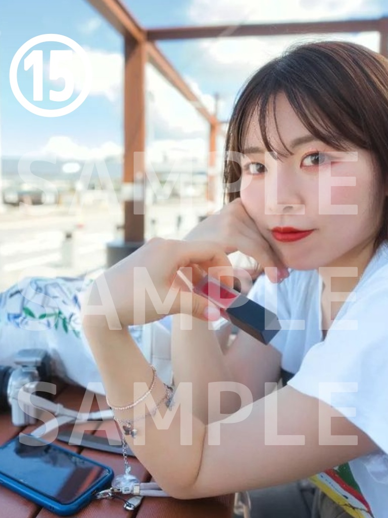 【チェキ販売中！】⑮私服バージョン！