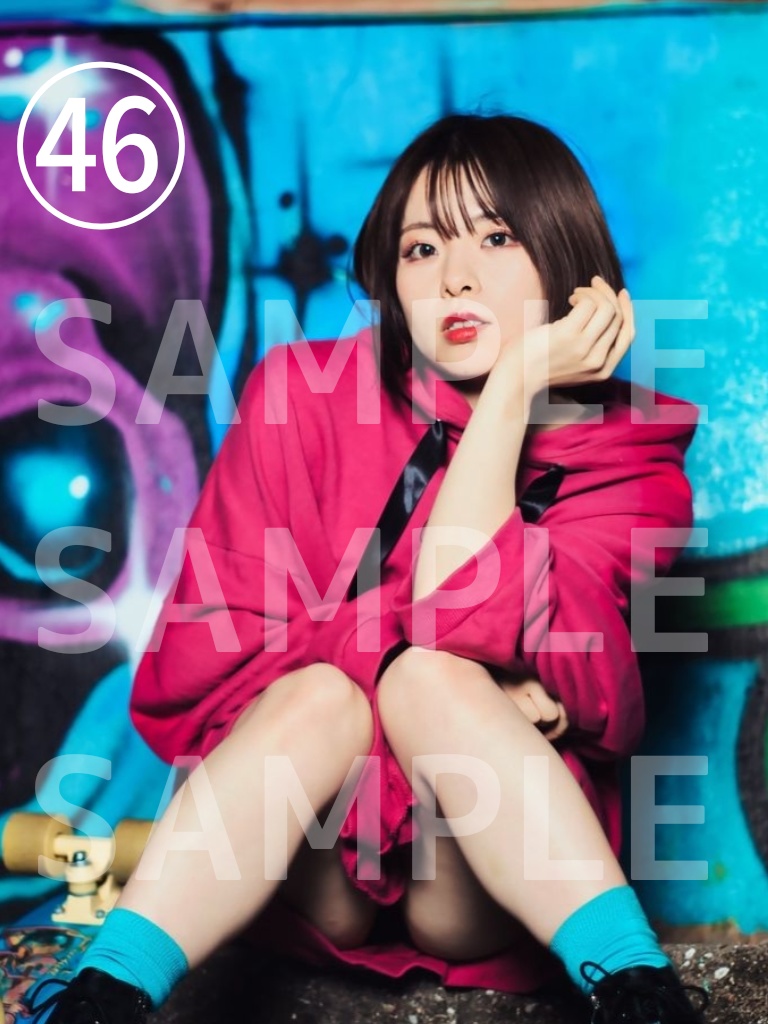 【チェキ販売中！】㊻パーカー🩷