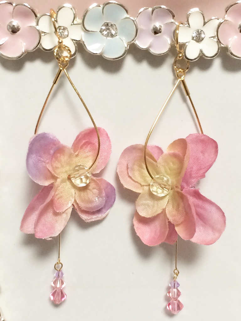 あじさいピアス(イヤリング)【ピンク】