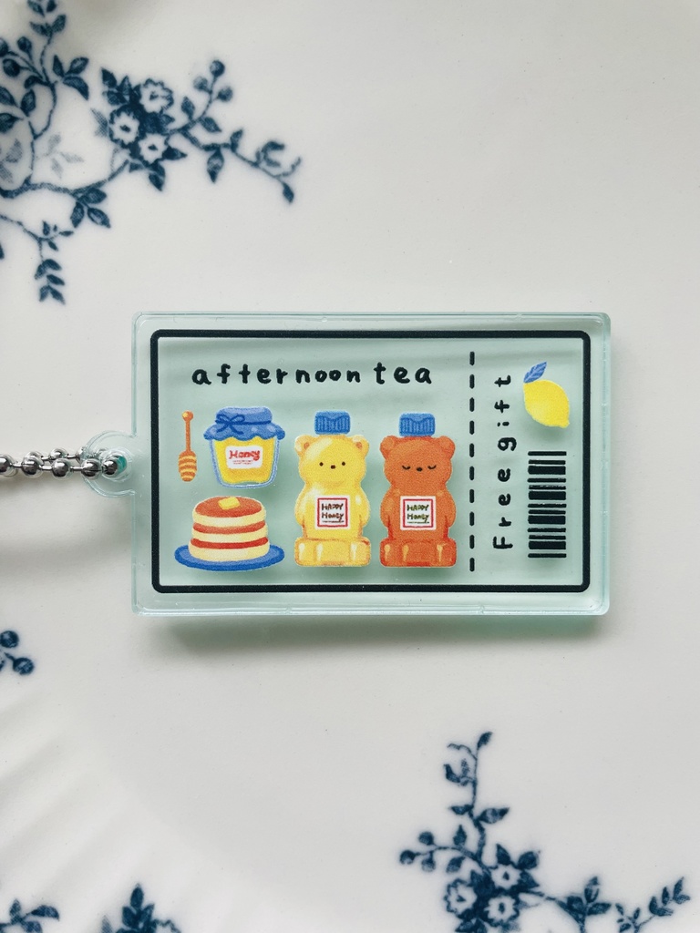 チケット風アクキー（はちみつクマ）