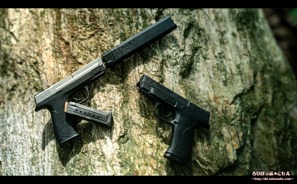 レジン製ドール用1/3 M&P 9 モデル (サイレンサー付属)