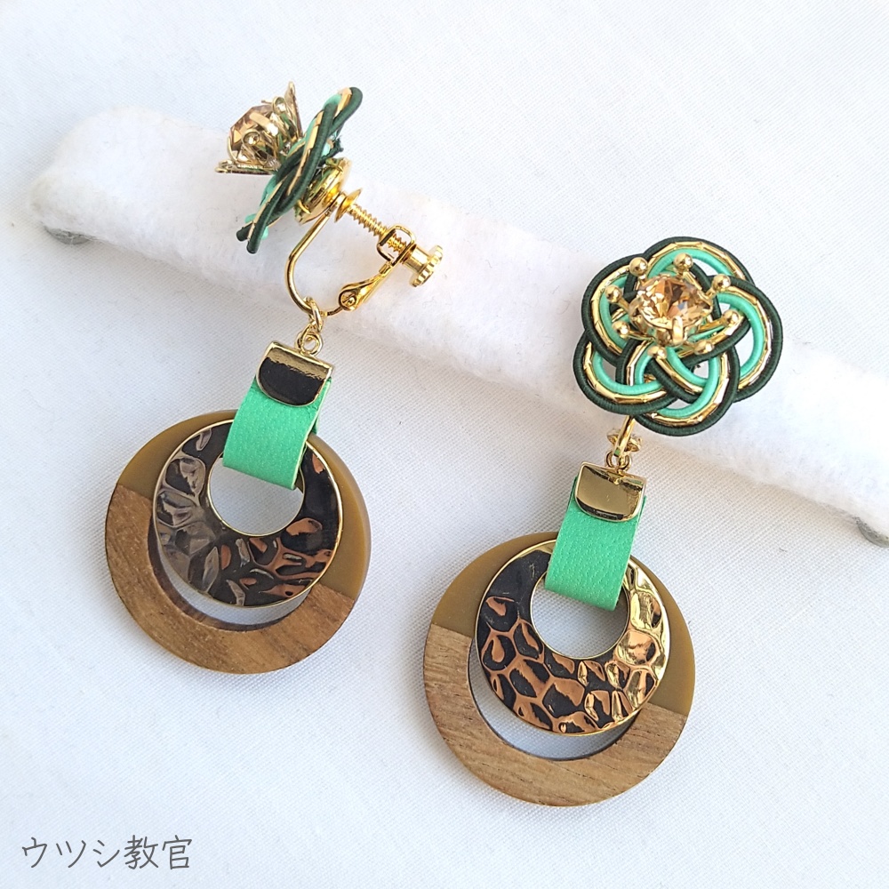 ウツシ教官と愛弟子の水引イヤリング