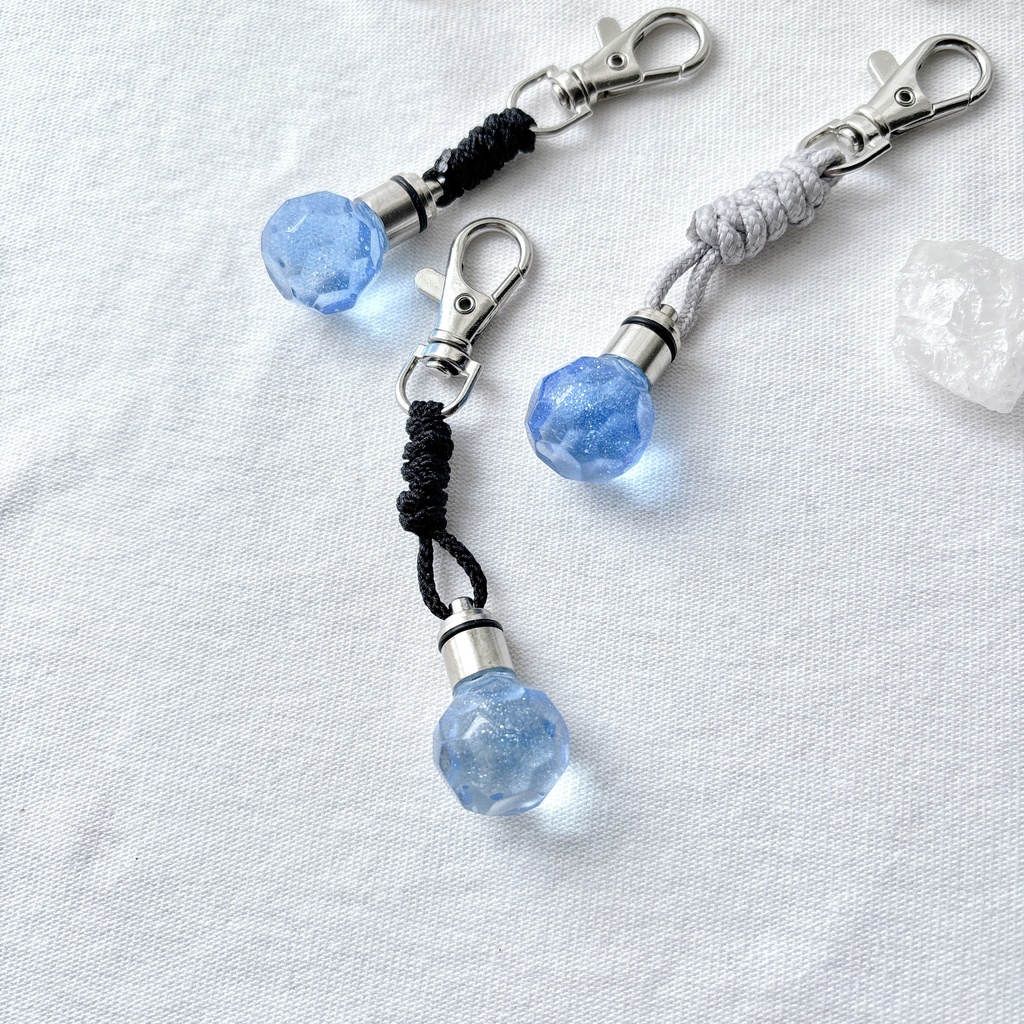 五条悟六眼イメージキーホルダー