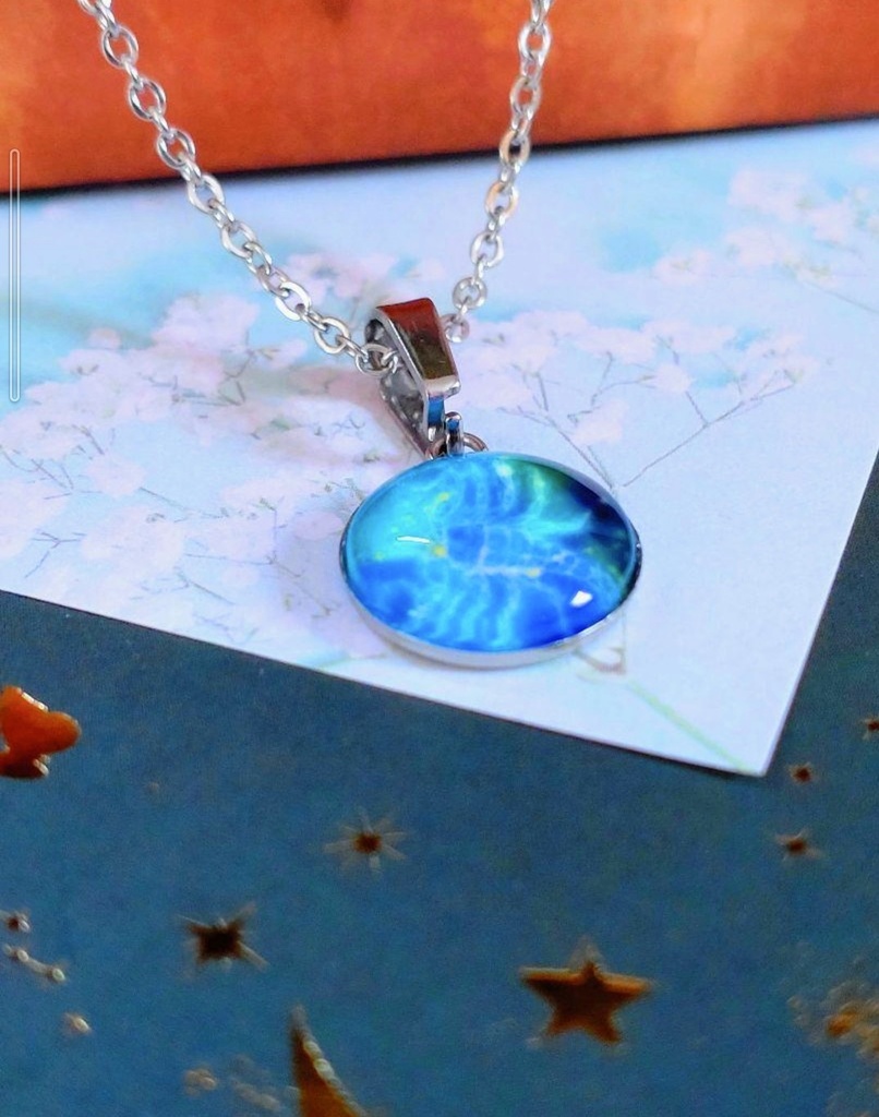 101暗闇で光る☆星座ネックレス☆ さそり座