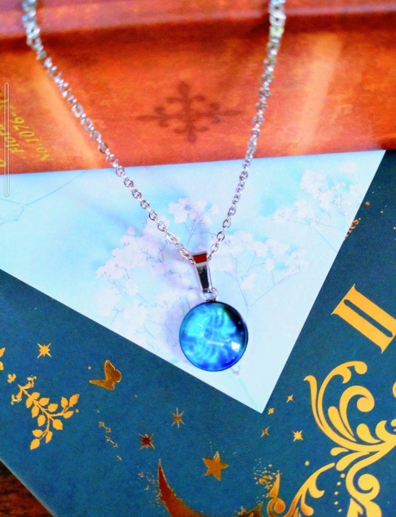 101暗闇で光る☆星座ネックレス☆ さそり座