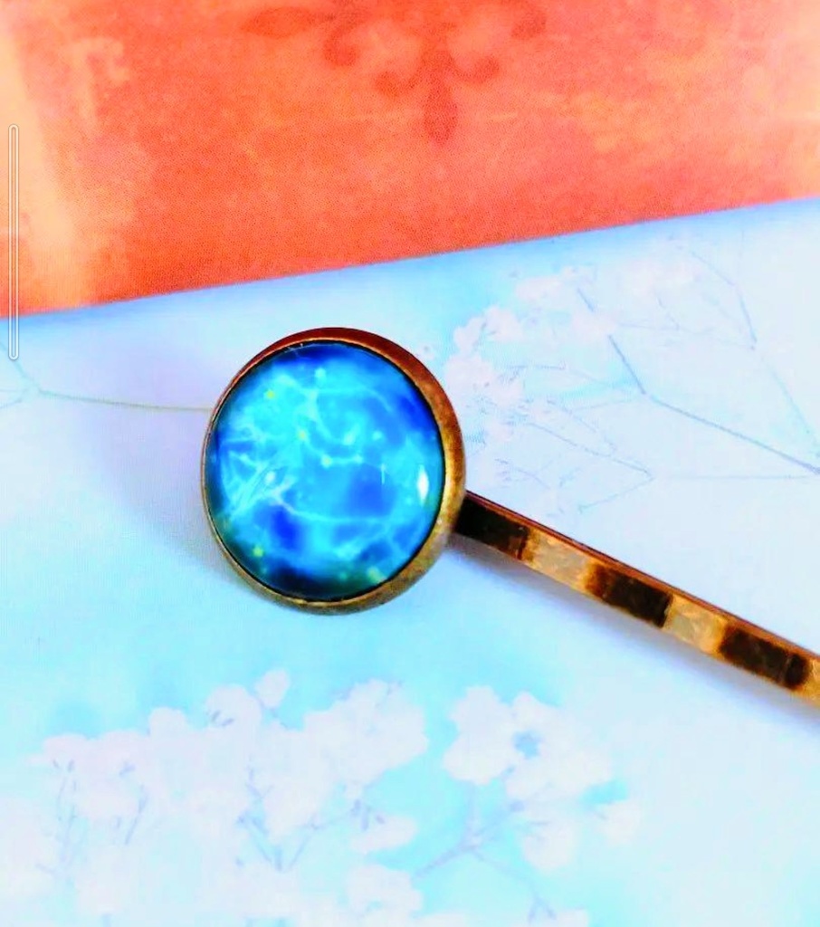 58暗闇で光る☆星座ヘアピン ☆牡牛座☆