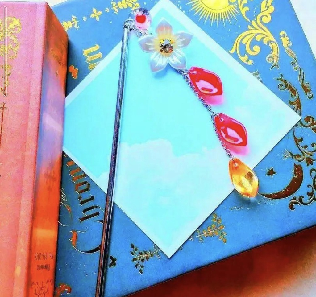 479☆浴衣髪飾り☆アメリカTeardrop Beadsガラス☆揺れるかんざし