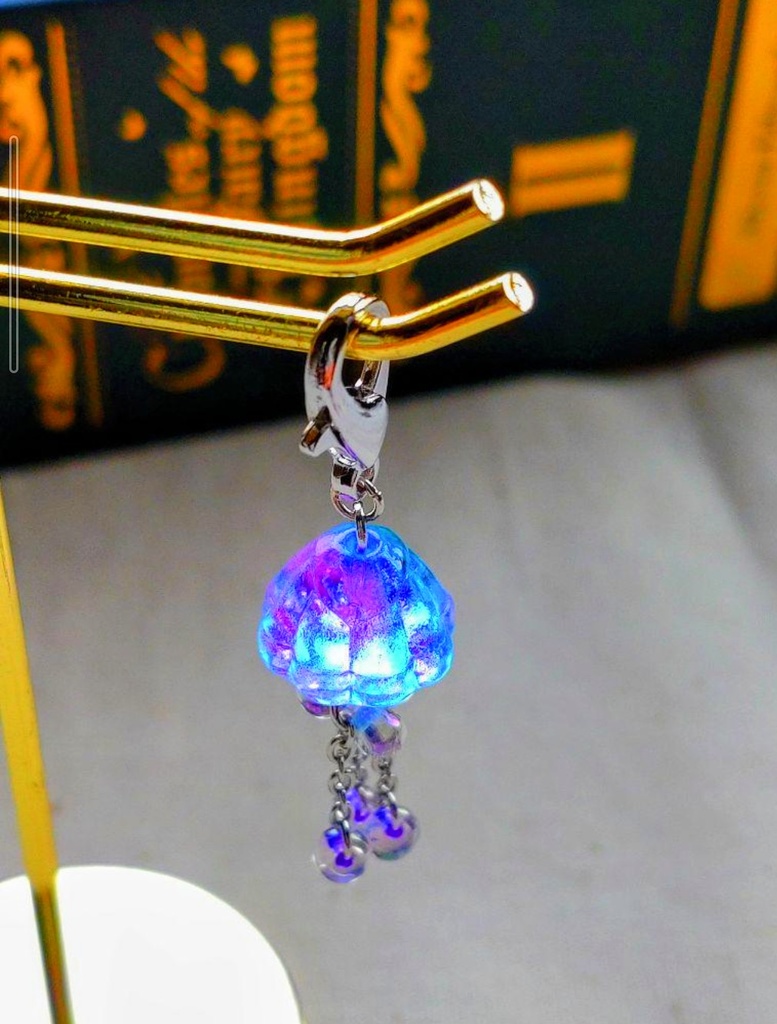 110ゆらゆらクラゲのガラスマスクチャーム♡