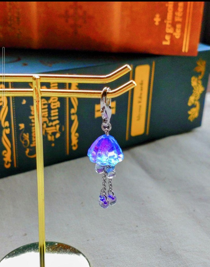 110ゆらゆらクラゲのガラスマスクチャーム♡