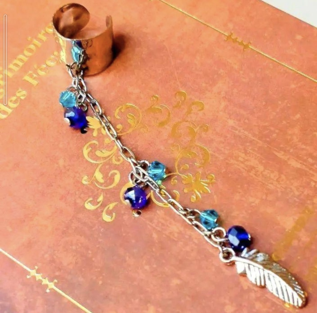 84ワンランク上のオシャレ♥翼のハンドメイドイヤーカフ☆