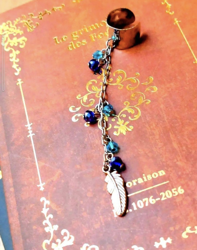 84ワンランク上のオシャレ♥翼のハンドメイドイヤーカフ☆