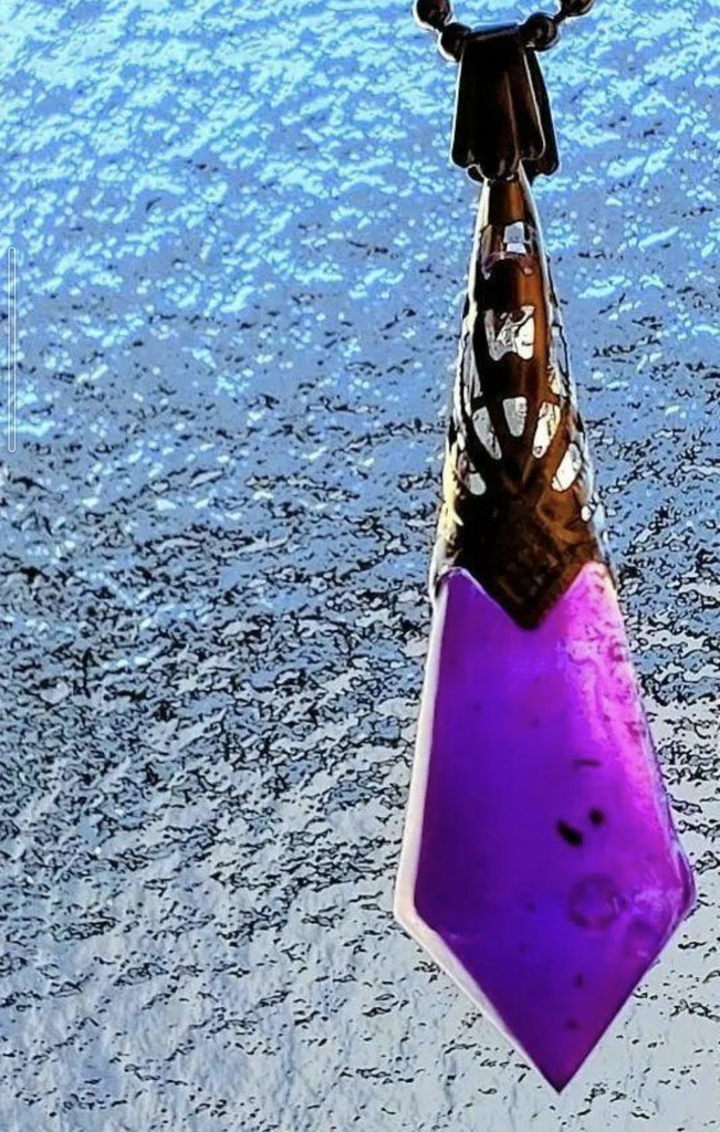 442パープルの魅力☆宝石魔法のペンデュラムアクセサリー☆鉱石レジン☆ペンダント