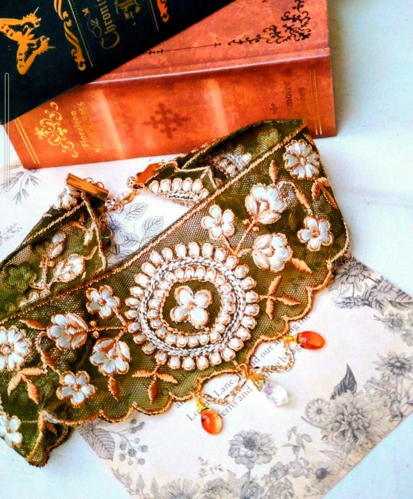 112B級品☆ヴィンテージ風刺繍リボンチョーカー♡クラシックロリィタアクセサリー