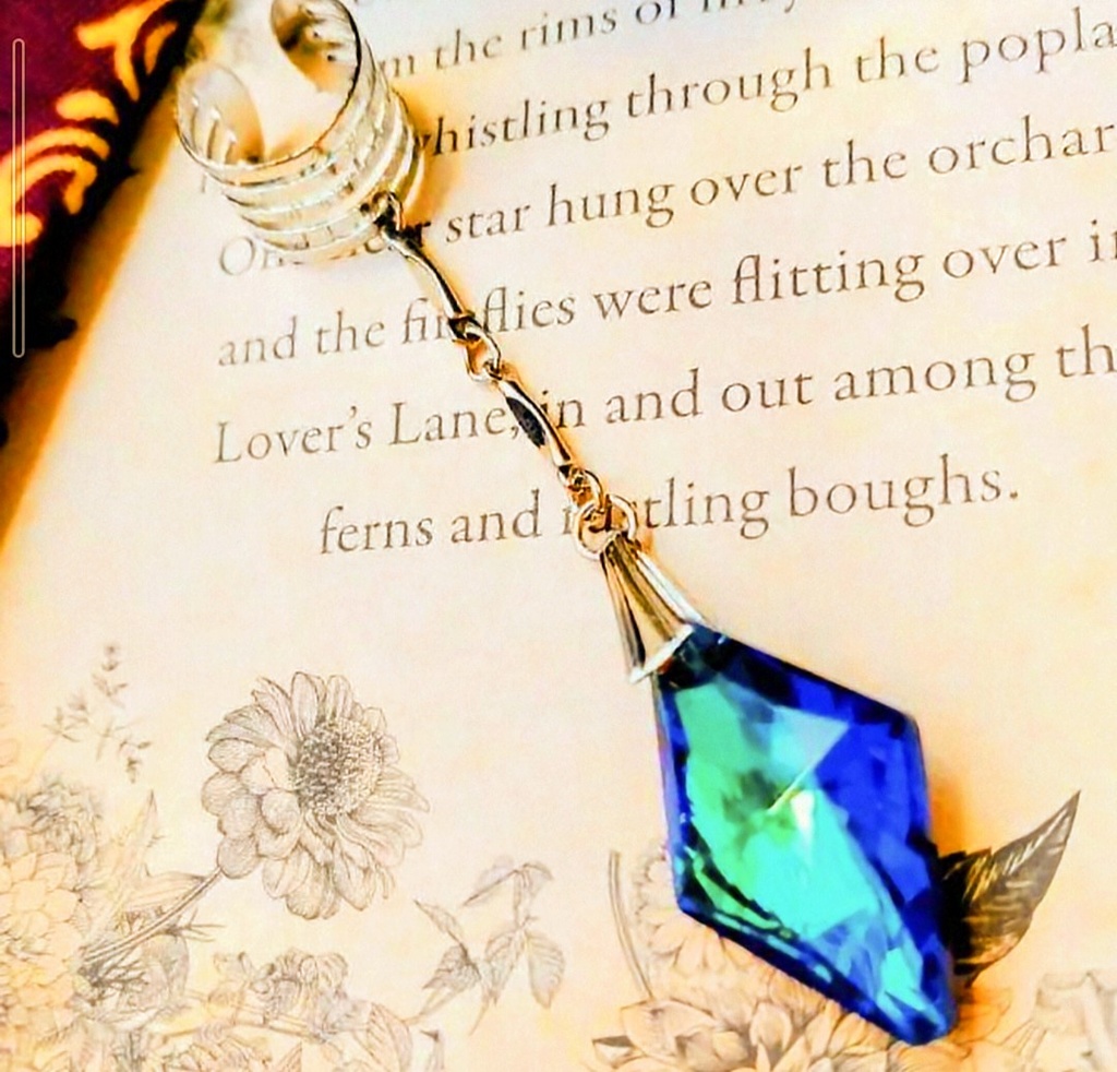 189ブルー好きさんの為のハンドメイドイヤーカフ☆