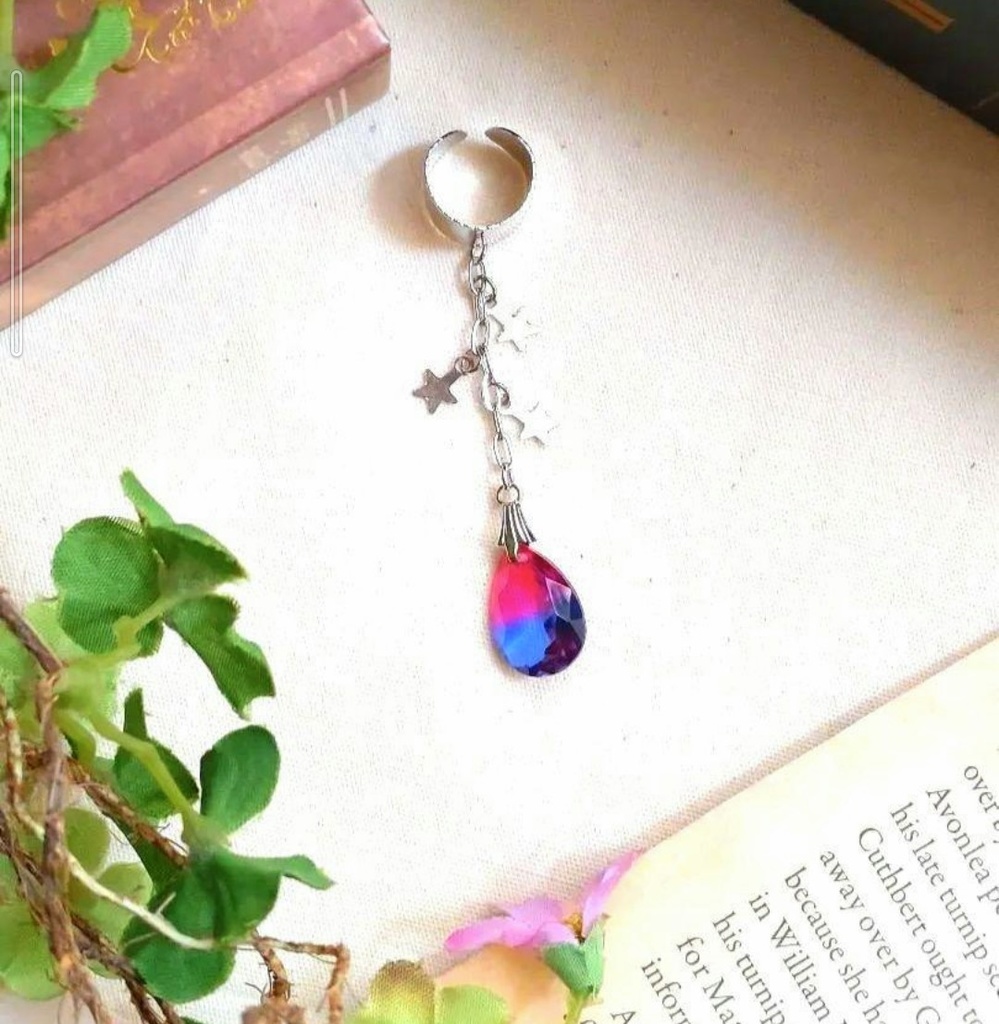 397バイアスカラー♡ハンドメイド ガラス イヤーカフ☆