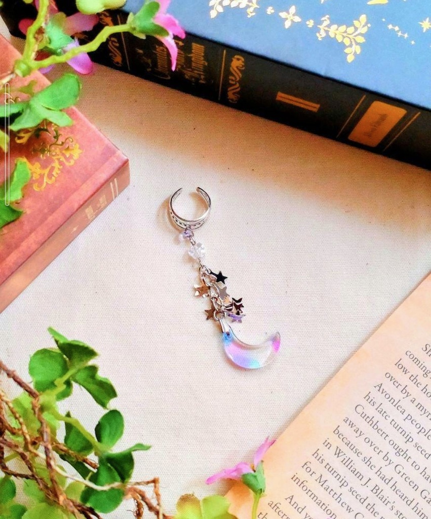 394星空に三日月☆ ハンドメイド パステルカラー イヤーカフ☆