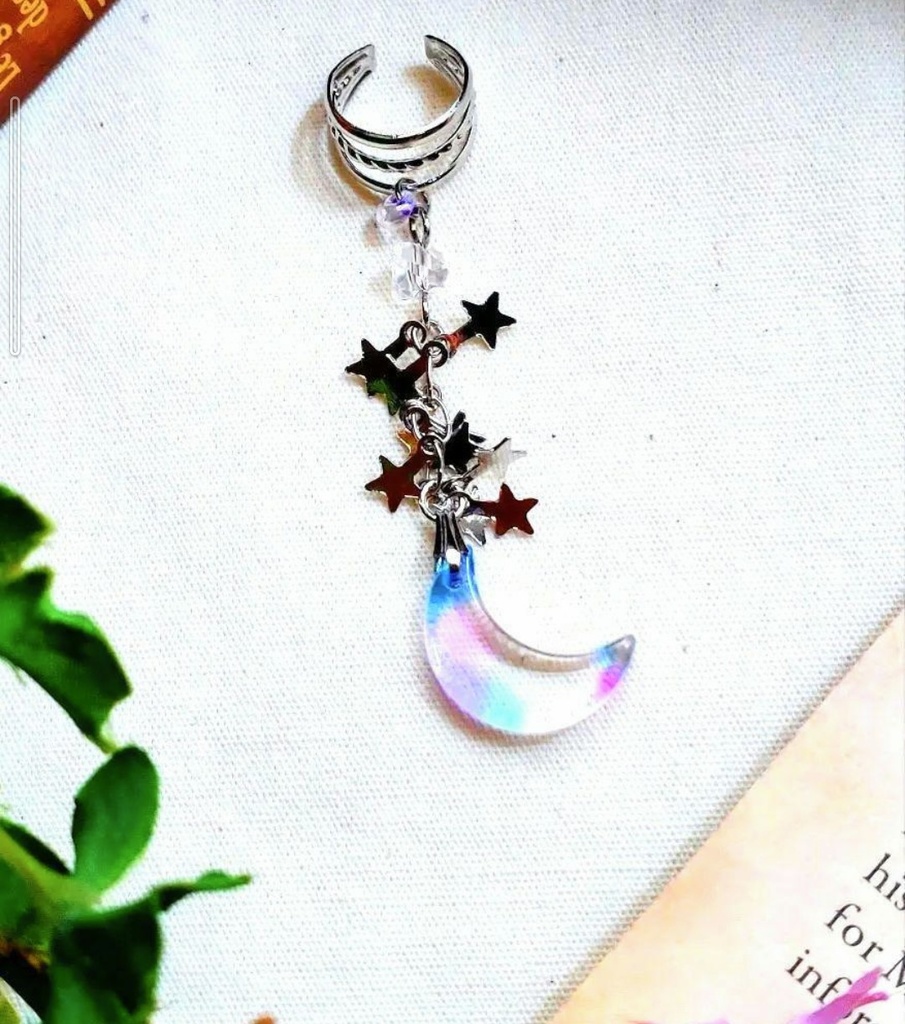 394星空に三日月☆ ハンドメイド パステルカラー イヤーカフ☆