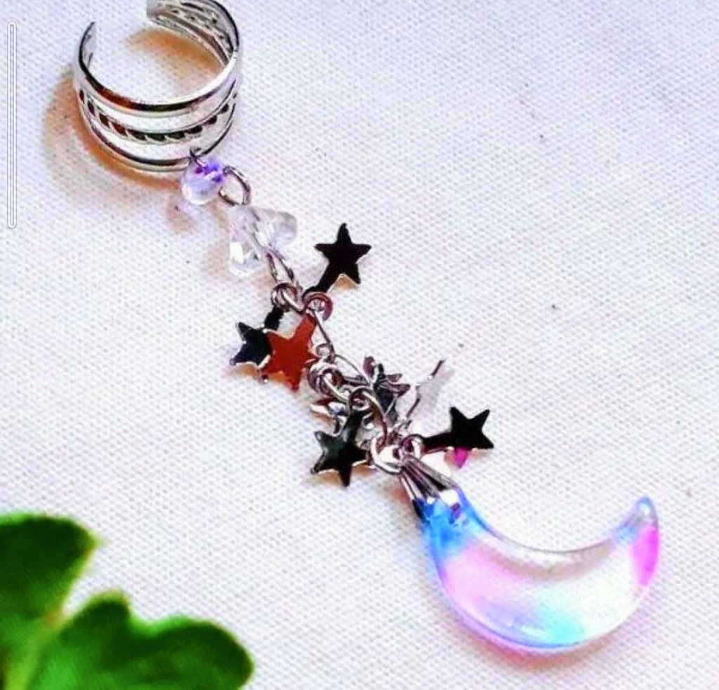 394星空に三日月☆　ハンドメイド　パステルカラー　イヤーカフ☆