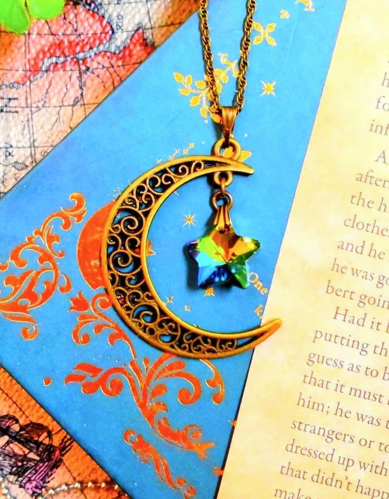 611☆虹色星ガラスのムーンペンダント☆月☆スター☆レインボー
