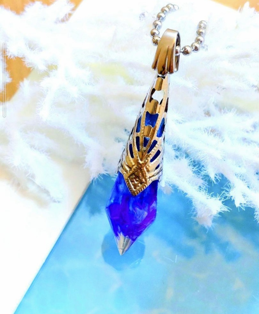 463宝石魔法のペンデュラム☆パープル♡鉱石レジン☆ハンドメイドペンダント