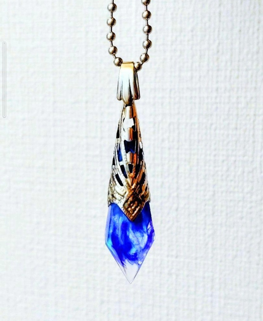 463宝石魔法のペンデュラム☆パープル♡鉱石レジン☆ハンドメイドペンダント