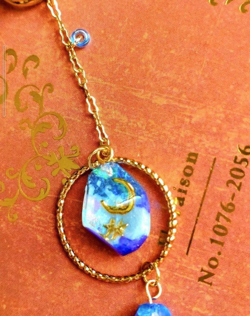 227蓄光☆光る☆空のイヤーカフ☆ハンドメイドアクセサリー