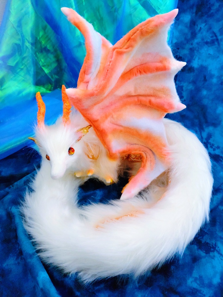妖精翼龍 アートドール ハンドメイドぬいぐるみ 龍 ドラゴン 幻獣 蓄光Dragon ArtDoll artdoll